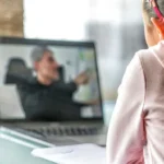 hvordan-hjaelper-onlineskolen-dig-med-at-kombinere-studier-hobbyer-og.webp.webp